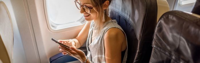 women in the airplane